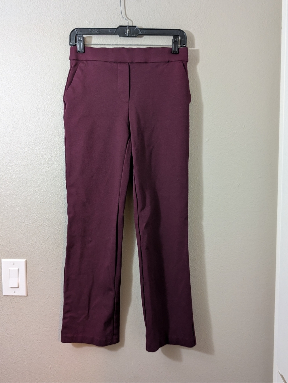 Jules & Leopold Straight-Leg Dress Pants in Plum